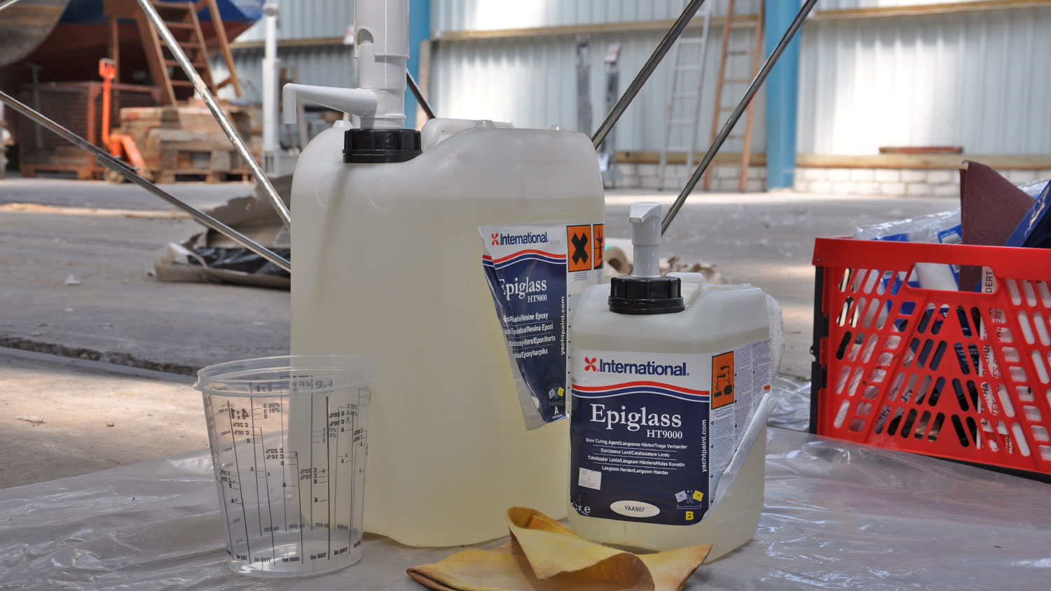 blauwasser_gfk_bootsbau_epoxidharz