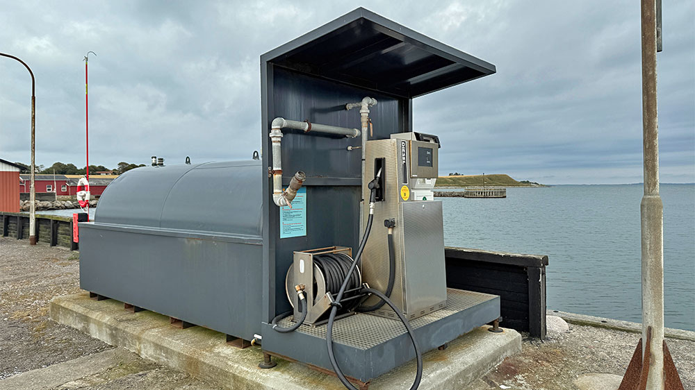 blauwasser_marina_daenemark_festland_sejeroe_bootstankstelle