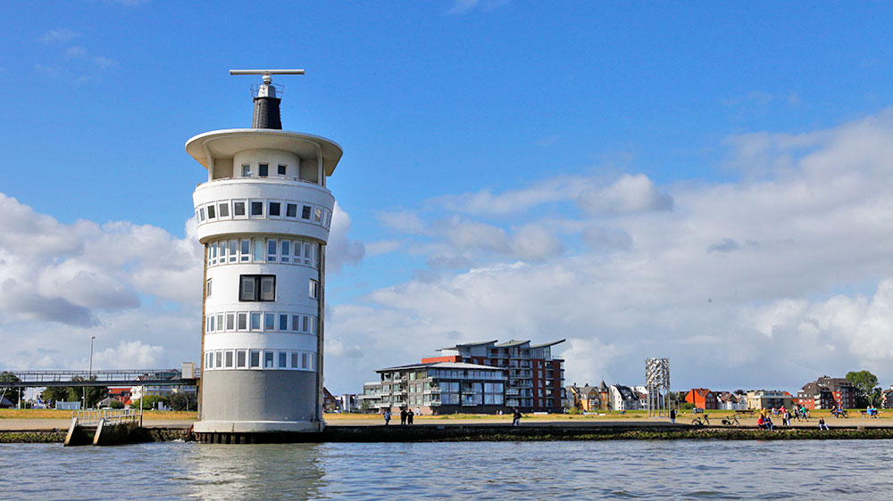 yachthafen cuxhaven restaurant