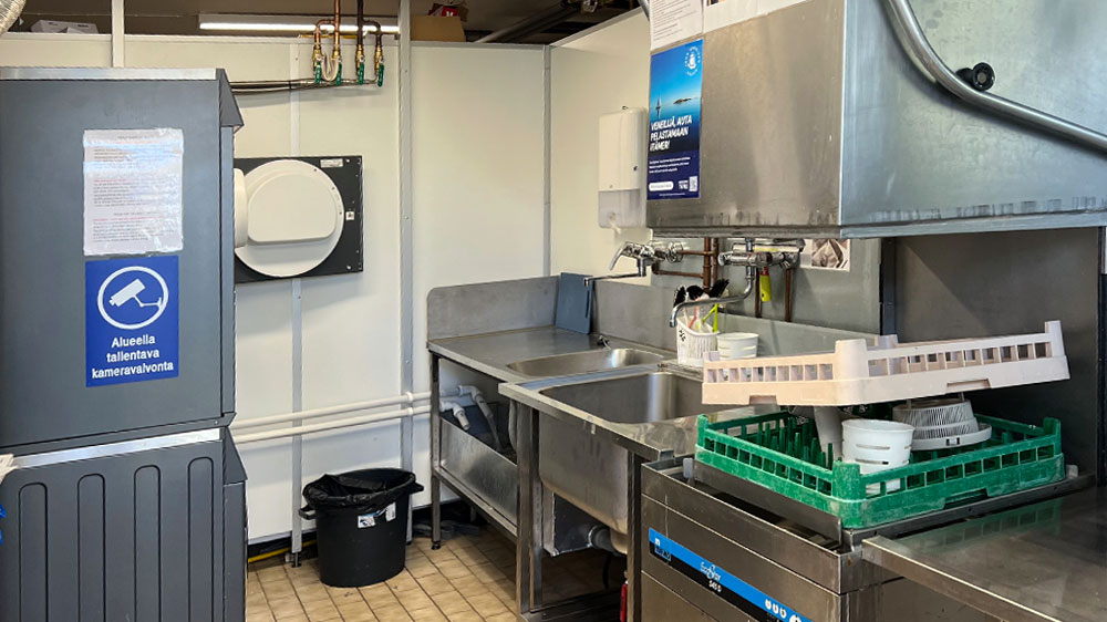 blauwasser_marina_finnland_hanko_spuelkueche