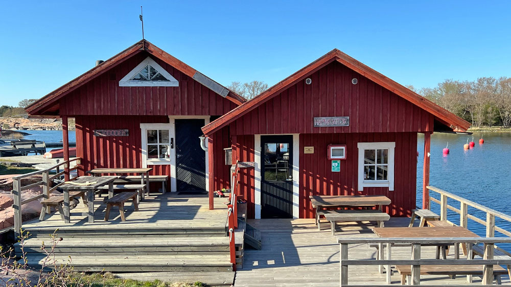 blauwasser_marina_finnland_roedhamn_cafe