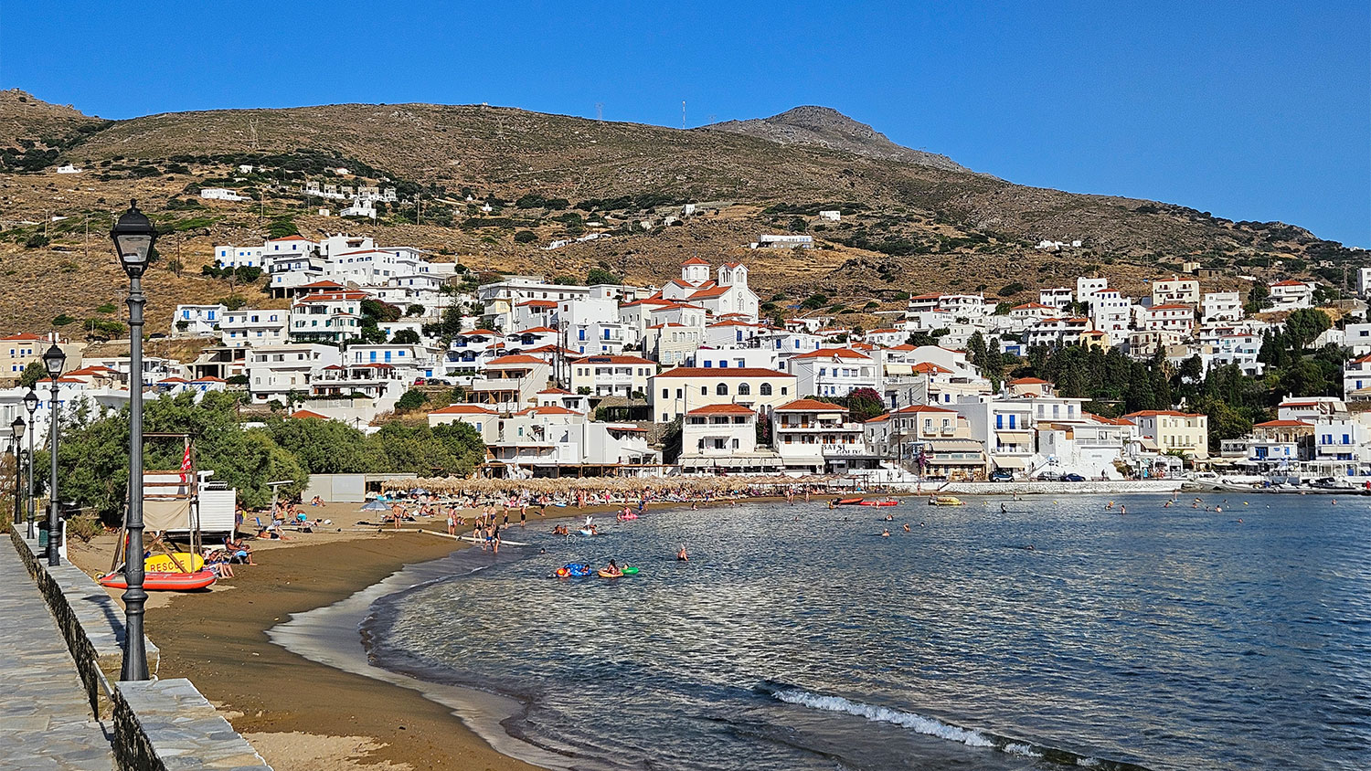 blauwasser_marina_griechenland_kykladen_andros_batsi_dorf