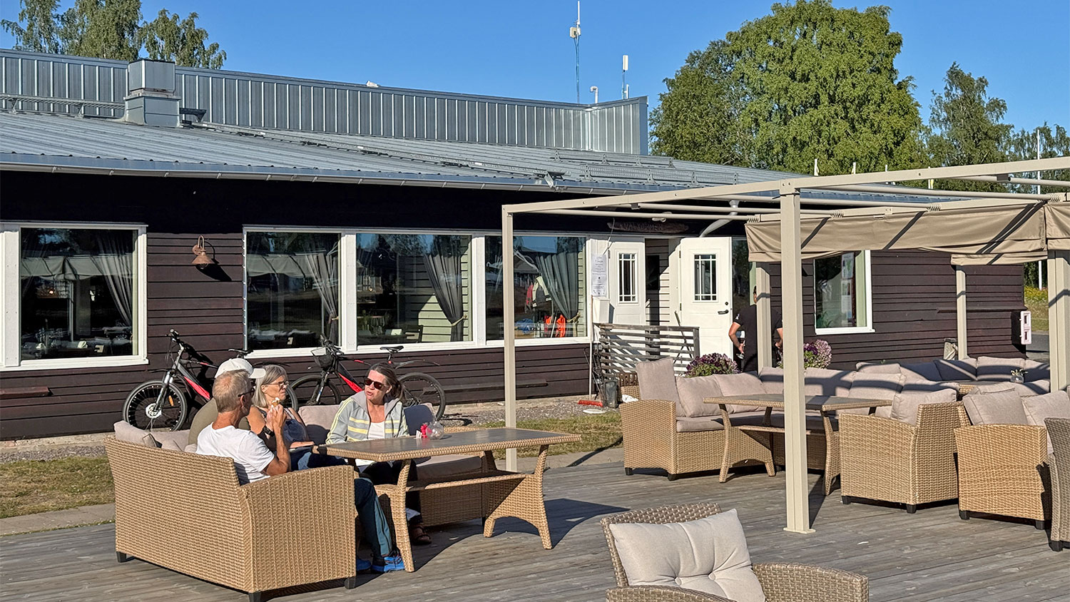 blauwasser_marina_schweden_bottnischer_meerbusen_stora_trutskaer_restaurant