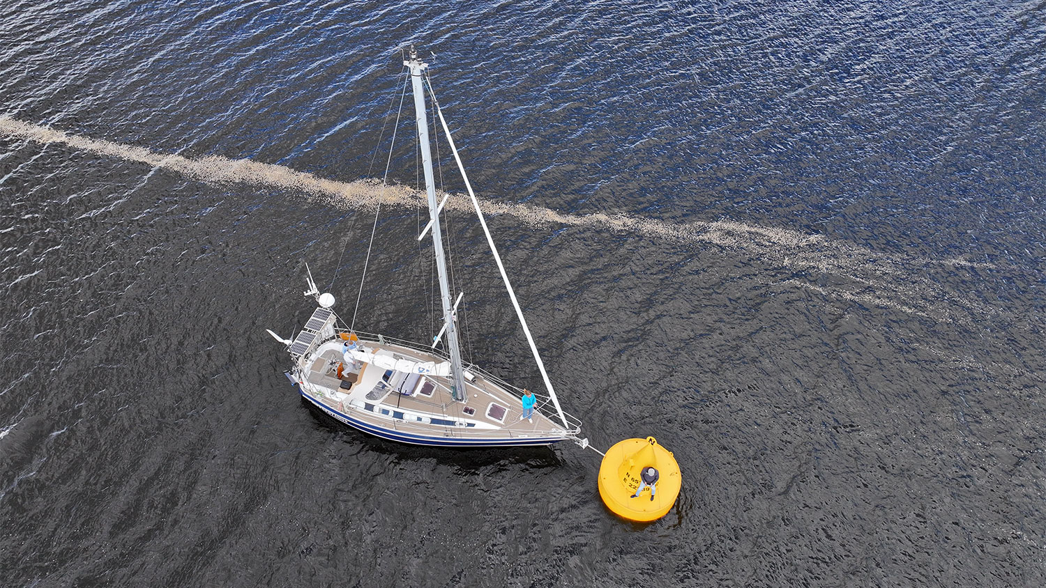blauwasser_marina_schweden_bottnischer_meerbusen_toerehamn_gelbe_tonne_kult
