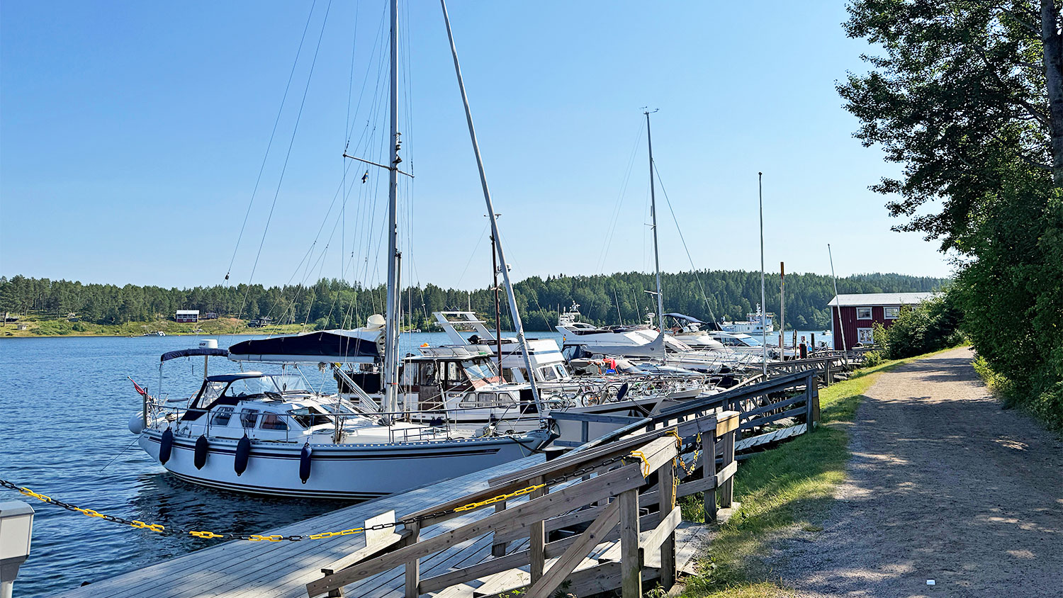 blauwasser_marina_schweden_bottnischer_meerbusen_ulvoen_kommunkajen