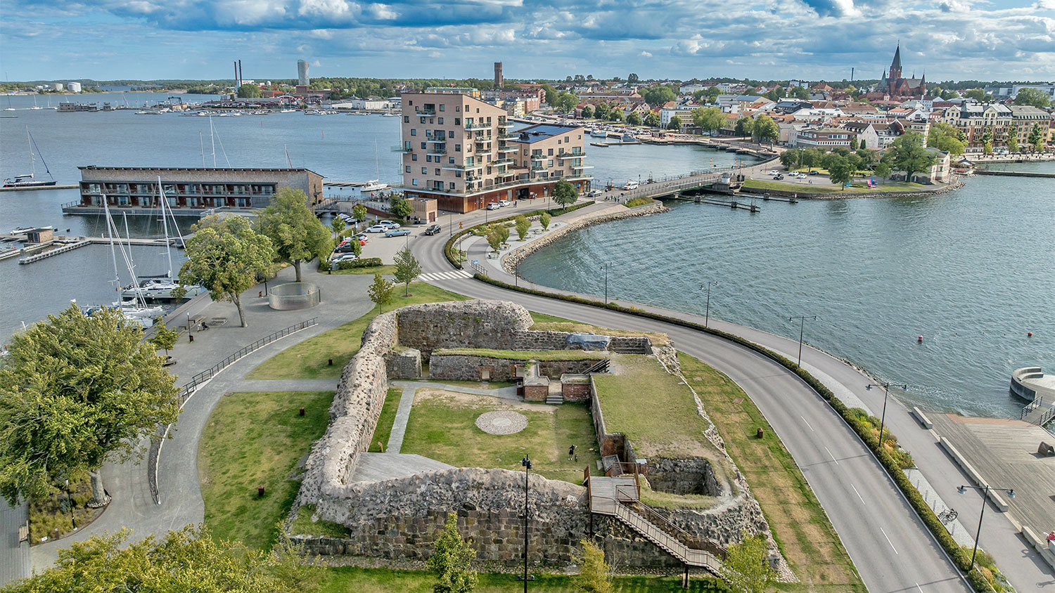 blauwasser_marina_schweden_ostkueste_slottsholmen_nah