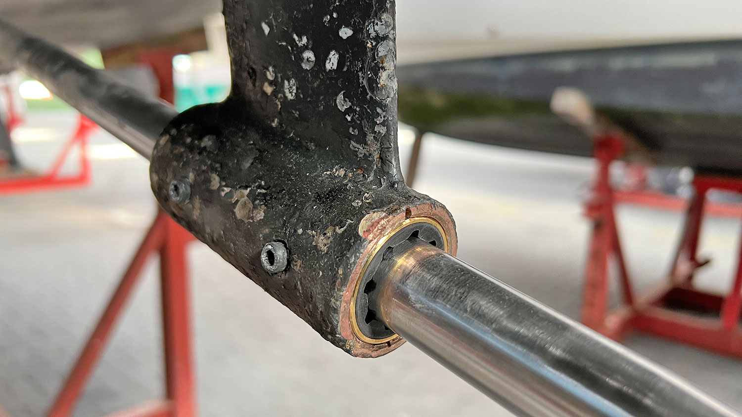 blauwasser_motor_antriebsstrang_welle_wellenbock
