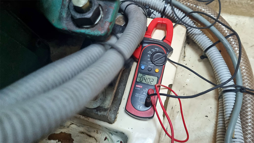 blauwasser_motor_wartung_anlasser_minus_messung_start