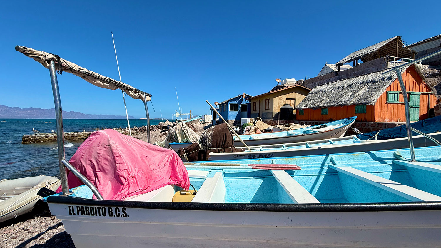 blauwasser_reviere_segeln_mexiko_la-paz_isla-coyote_landgang