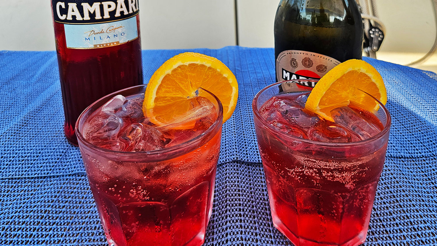 blauwasser_rezepte_campari_spritz_fertiges_getraenk