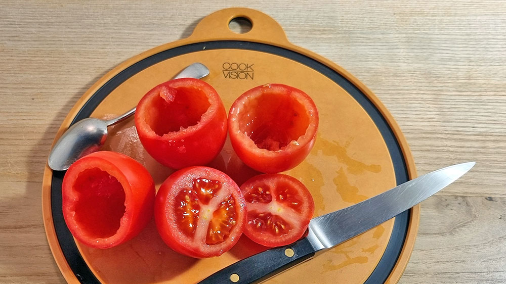 blauwasser_rezepte_tomaten_mit_thunfischfuellung_zubereitung
