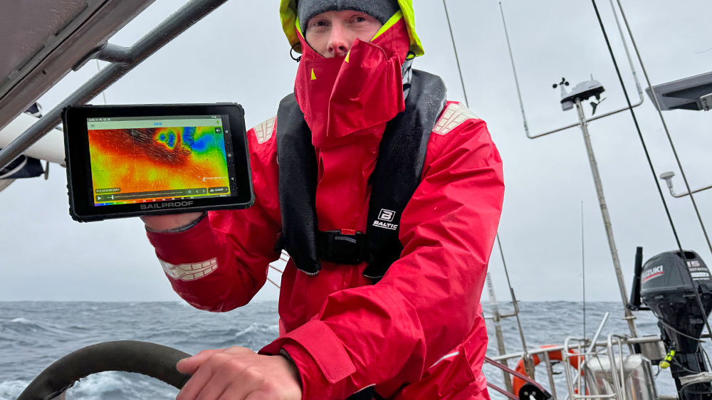 blauwasser_sailproof_navigation_tablet_rau