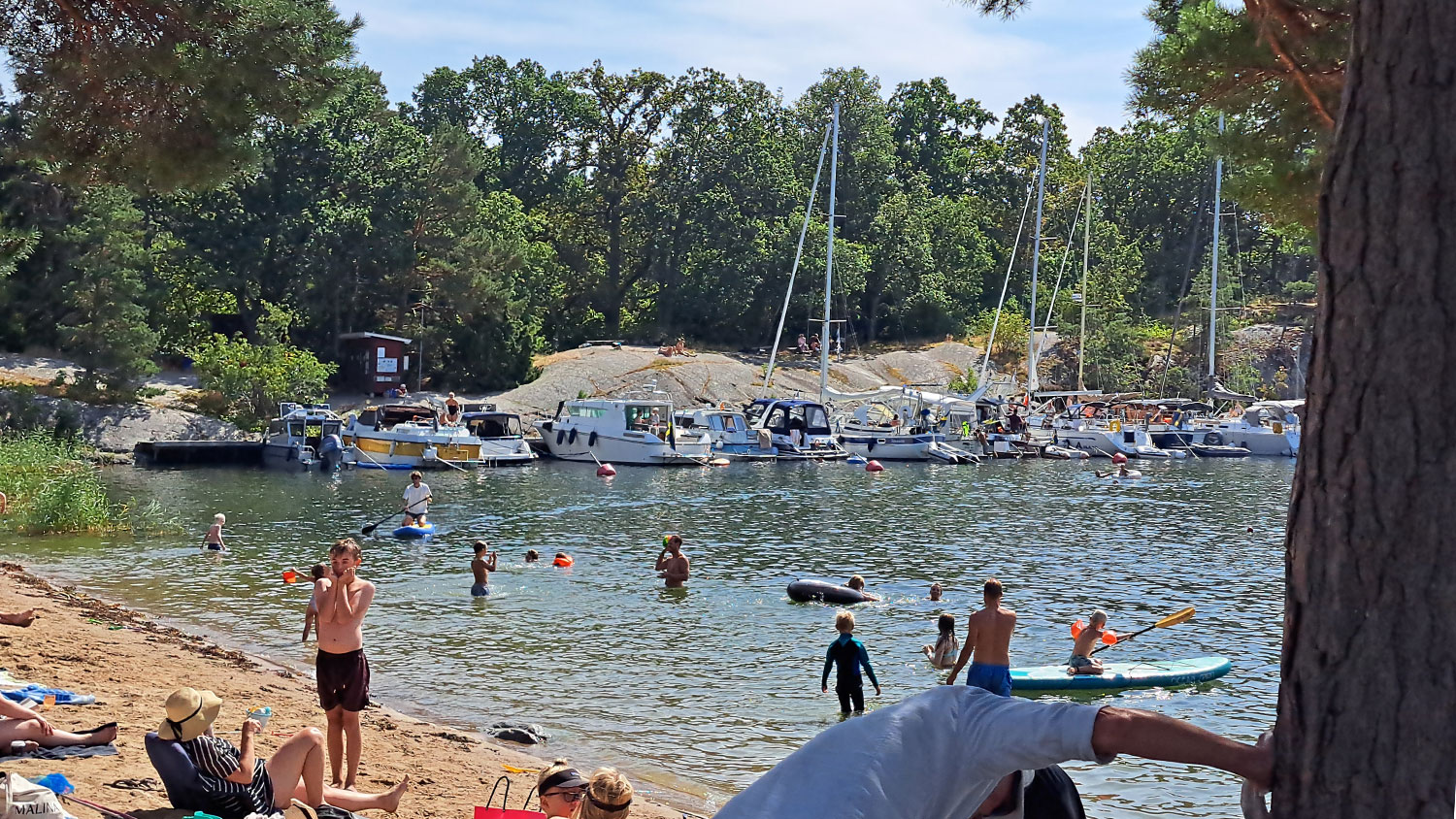blauwasser_trailerboot_schweden_paeckchen_strand