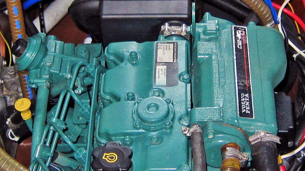 blauwasser_yacht_tipps_gebrauchtbootkauf_motornummer