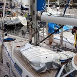 schlauchboot-an-deck